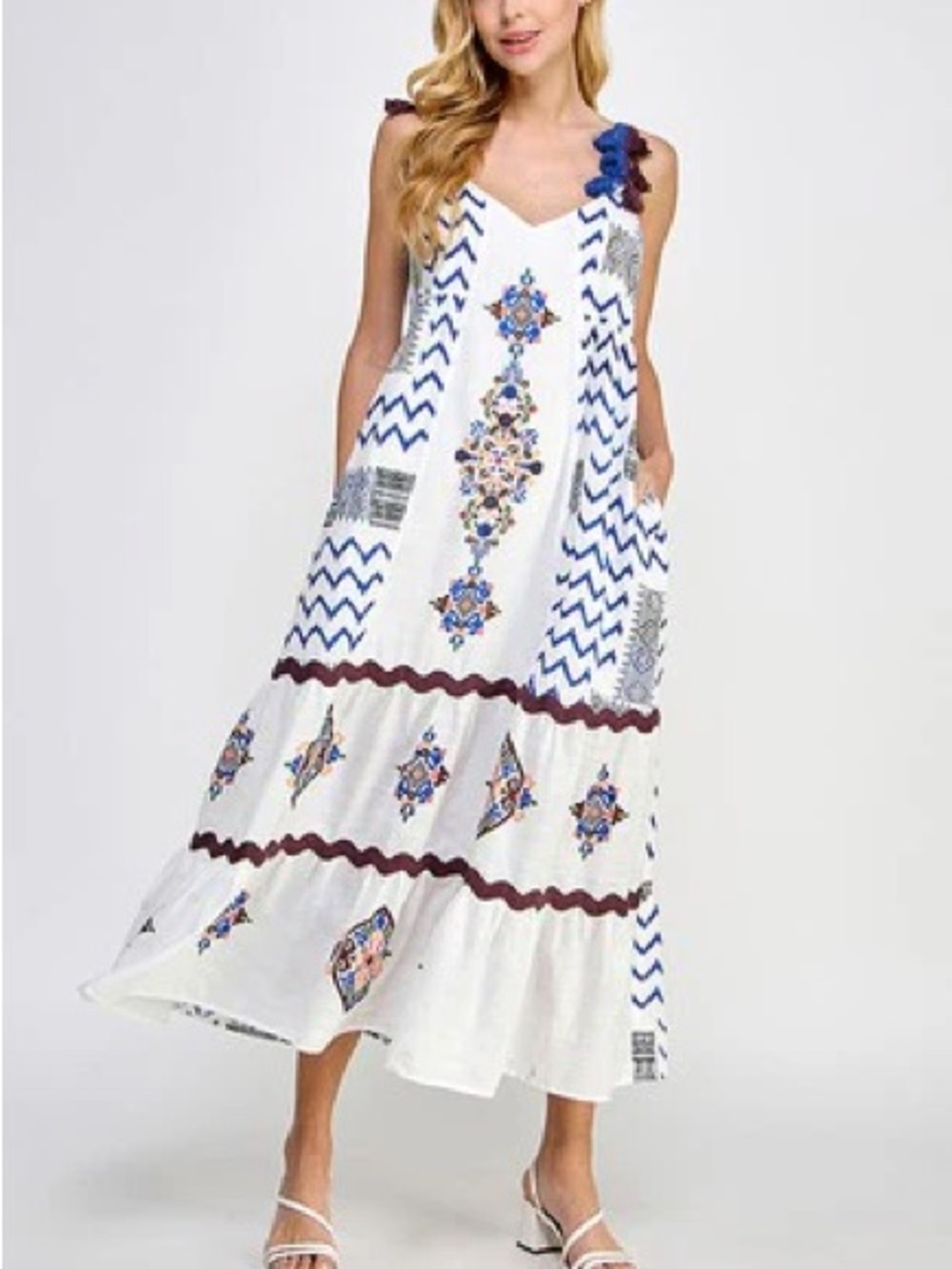 See And Be Seen White Boho Embroidered Dress Size S